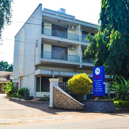 מושי Kilimanjaro Crane Hotel מראה חיצוני תמונה