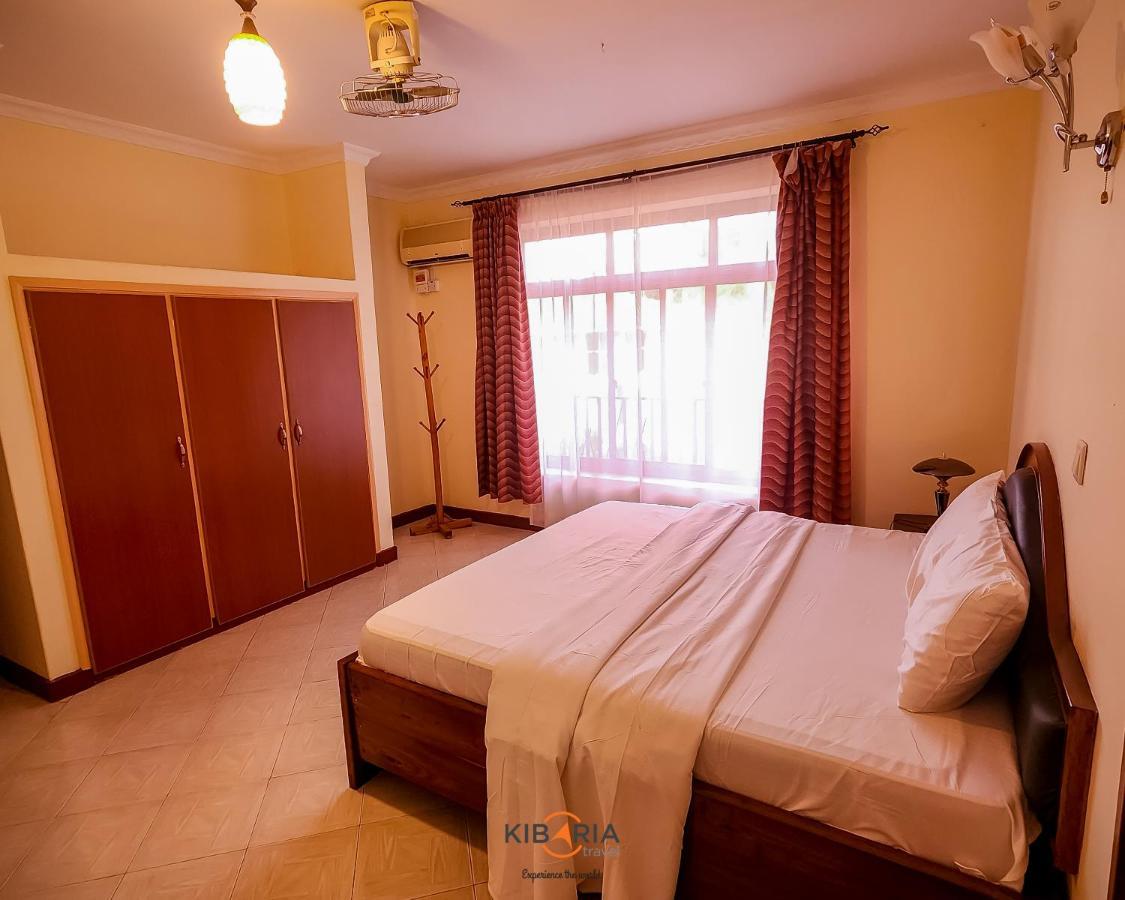 מושי Kilimanjaro Crane Hotel מראה חיצוני תמונה